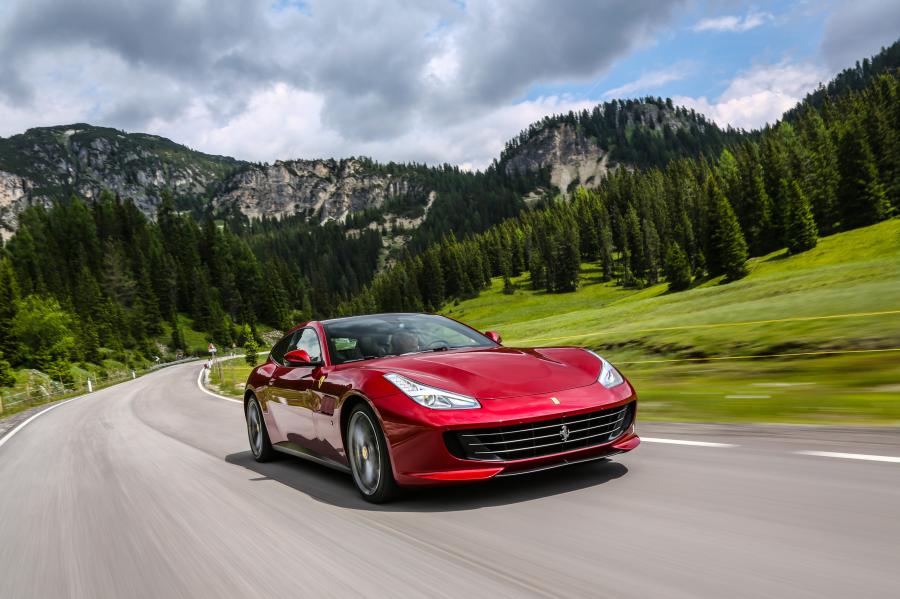  Ferrari GTC4Lusso 2016 года  (WW) (фото 19 из 58)